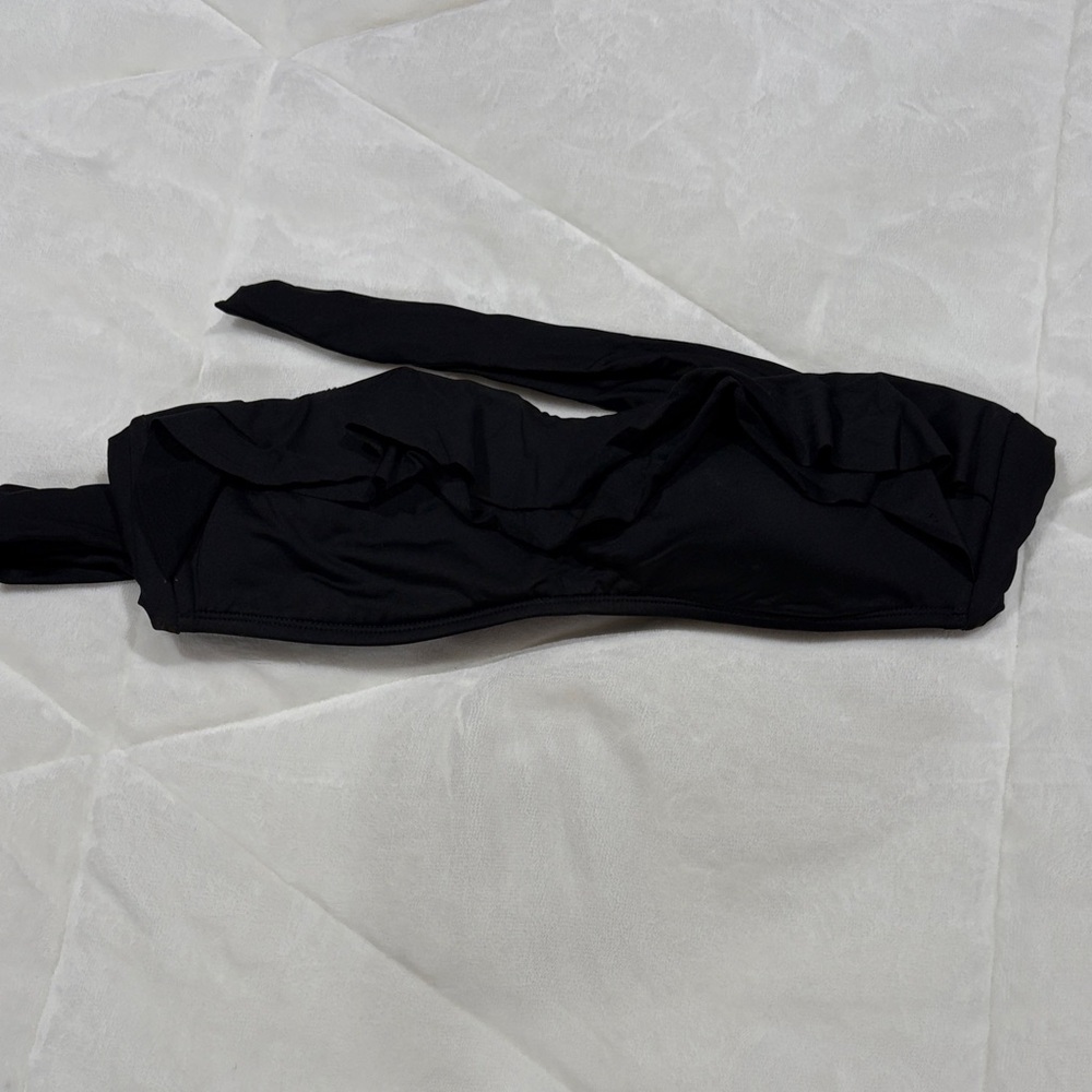 Black Strapless Bikini Top
